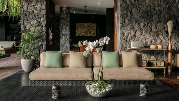 Villa Mana - Open lounge areas